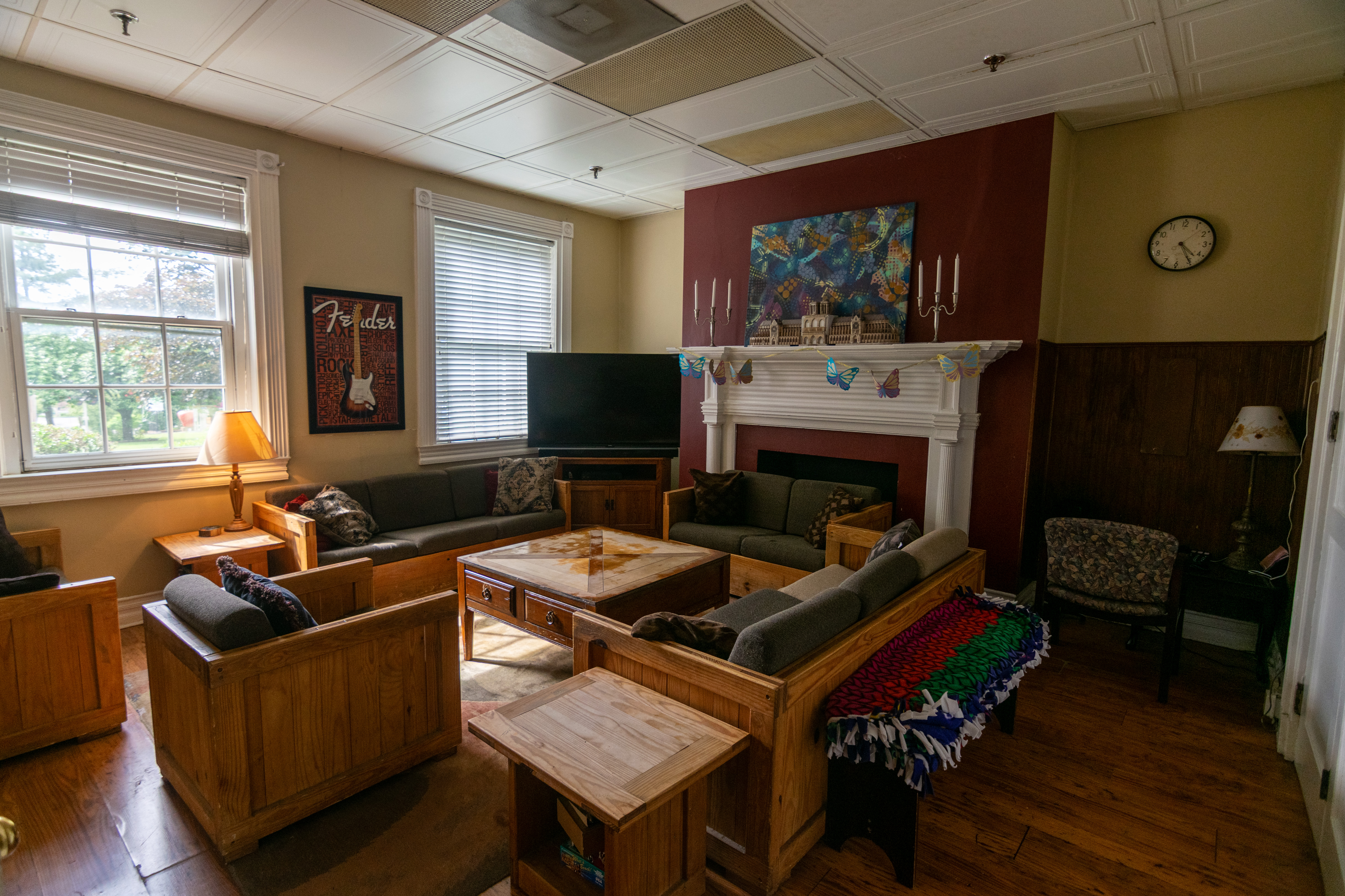 The common TV room at Edgehill where clients gather